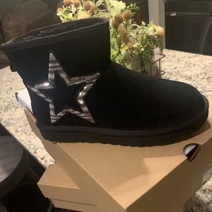 UGG Classic Mini Star